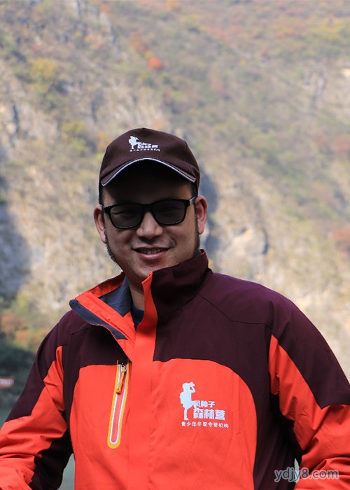 营地教育大讲堂名人坊第六期直播嘉宾余跃