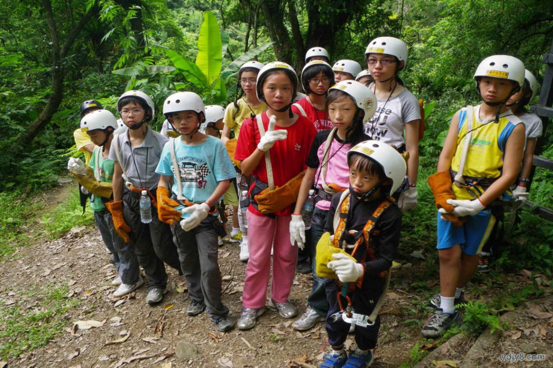 野猴子户外-亲子探险营
